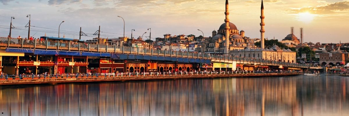 İstanbul’daki En Güzel Kitap Kafeleri